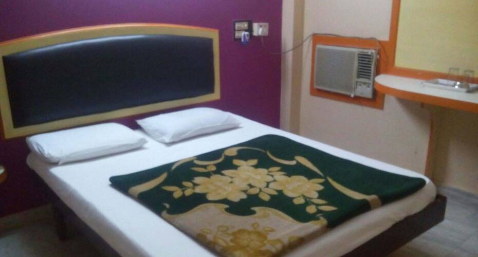 Hotel Surya Lodge, Chitradurga 3